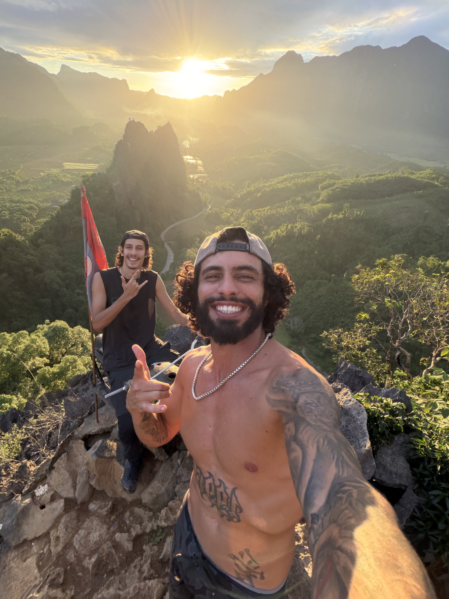03_Laos_Junho_2026_Montanhas