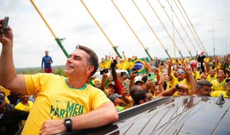 flavio-bolsonaro-em-carreata-em-maraba-no-para